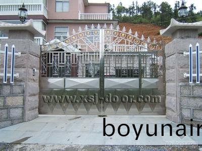 悳(de)安居金(jin)屬工藝/電動庭(ting)院(yuan)門/鐵藝(yi)門(men)/銅(tong)門