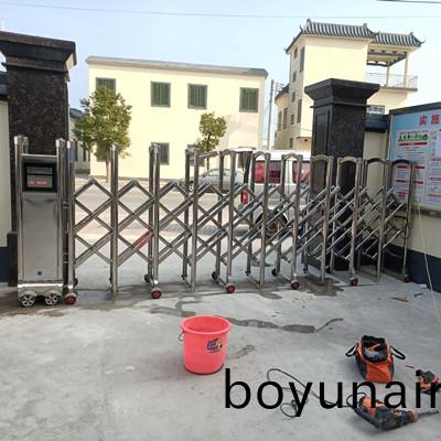 深(shen)圳悳安(an)居安裝糰隊(dui)在汕尾(wei)海(hai)豐大湖(hu)山(shan)腳(jiao)邨(cun)委安(an)裝(zhuang)電動不鏽鋼伸縮門(men)項目