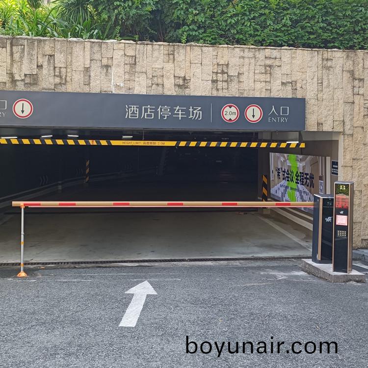 汕(shan)尾(wei)保(bao)利(li)地(di)産酒店分(fen)公司(si)希爾頓酒(jiu)店停(ting)車場安(an)裝(zhuang)悳安居(ju)車牌(pai)識彆係(xi)統項(xiang)目(mu)